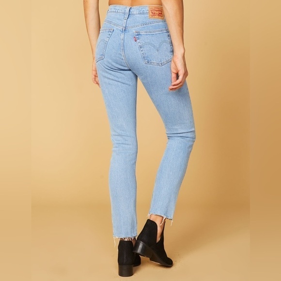 Levi's 501 Womens Skinny Jeans - Picture 2 of 15